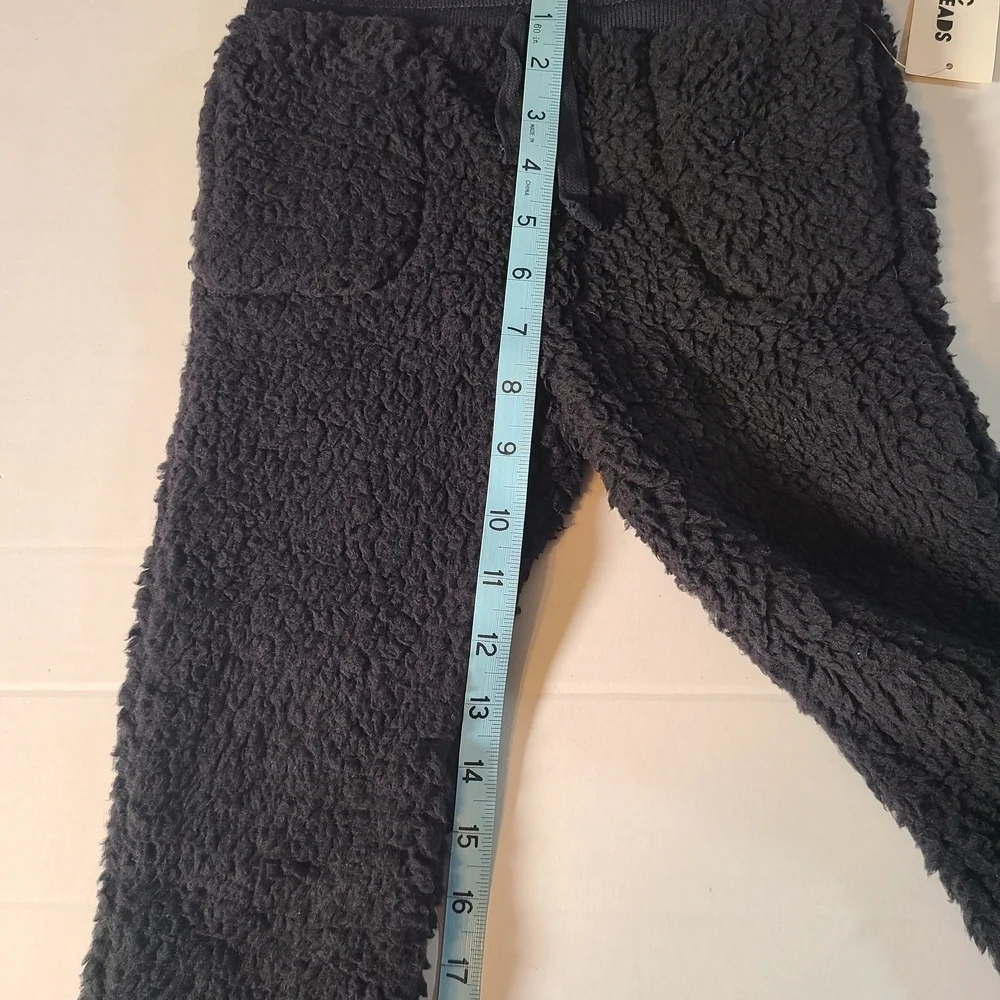 Epic Threads Cozy Black Kids Bottoms Size 6 NWT Pockets Fleece